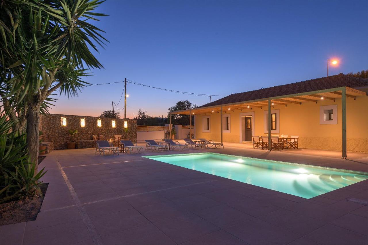 Villa Dorinna Lakhania Esterno foto